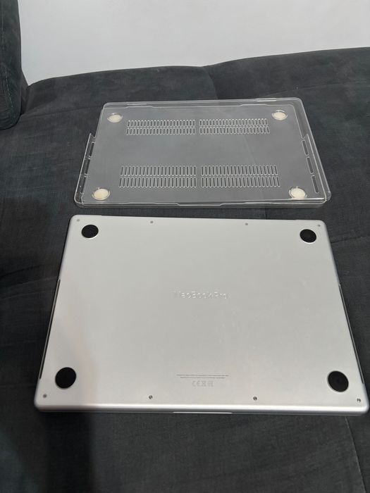 MacBook Pro 14 inch M1 Pro A2442 16GB 1TB SSD QWERTY ca Nou preț fix