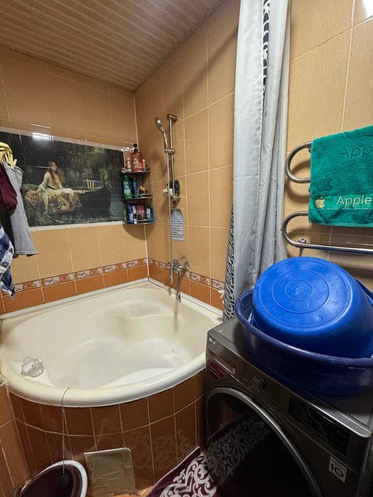 Buxoroda kvartira uy xonadon 3 xonali qilingan 75 m2 1-qavat