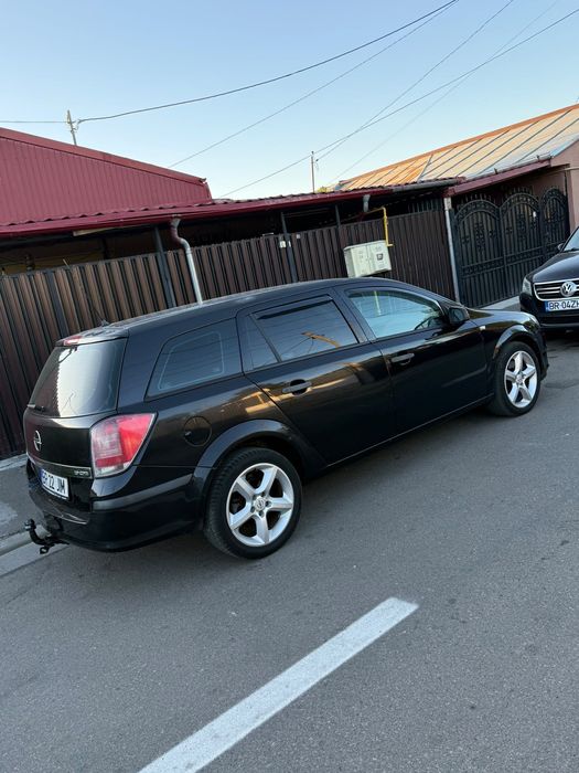 De vânzare opel astra h