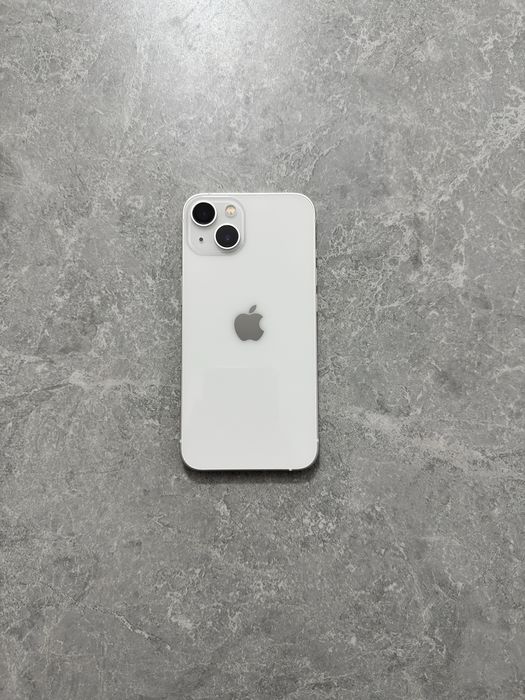 iPhone 13 128GB Starlight