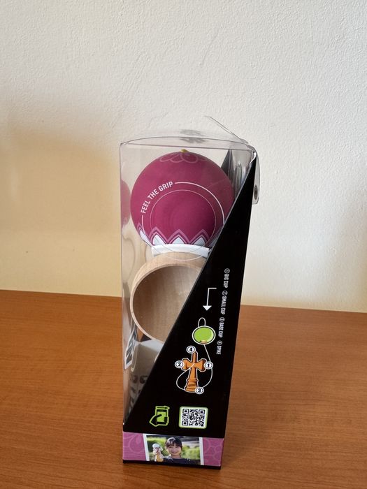 Nonoka Kyodo - Broken Shape - ANTI SKID