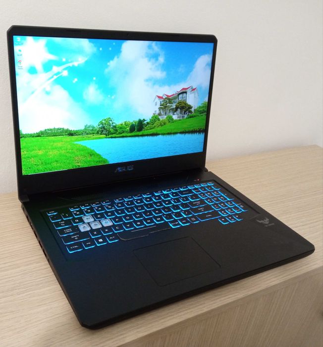 Laptop I7 10870H GAMING EXTREM SSD placa dedicata NVIDIA TITANIUM 16gb