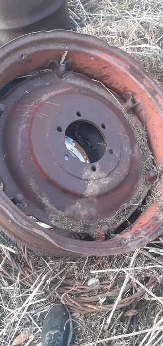 Продам запчасти трактора т25