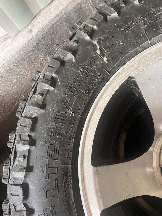 Диски с шинами на прадо