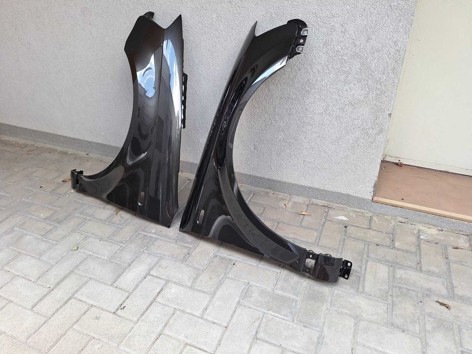 Aripa Fata Dreapta & Stanga Audi A3 8P An 2003-2008 Vopsita Maro