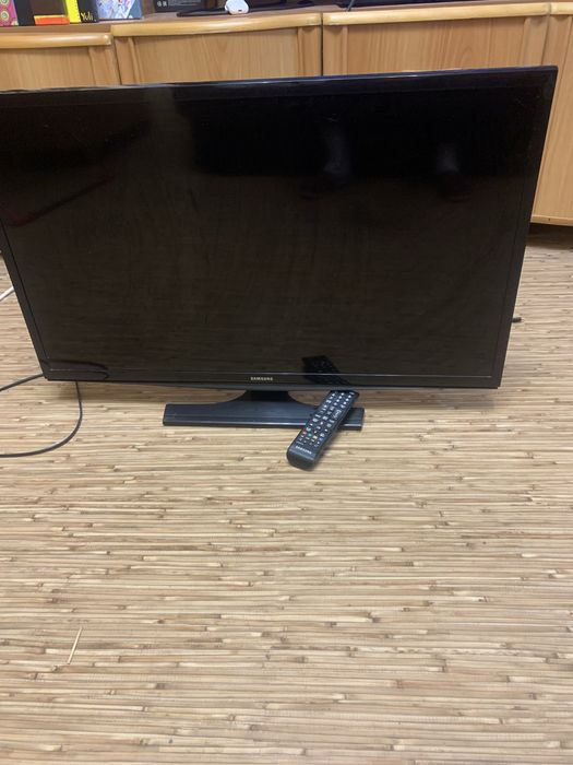 Продается телевизор SAMSUNG.
