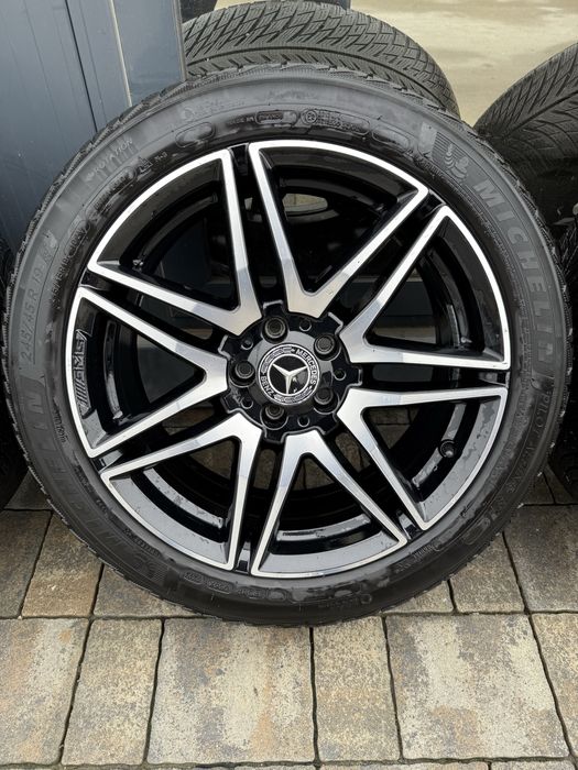 Mercedes AMG 245/45/19 Оригинални W447 Michelin Дот 21г Зимни 2.500лев