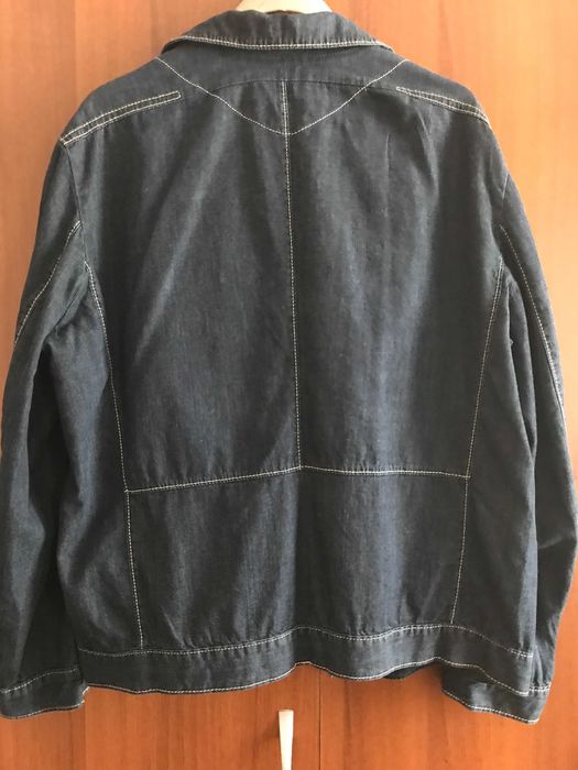 Спортен екип на ADIDAS ; Лек дънков костюм на Парушев - с бонус риза