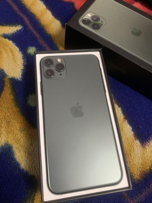 Продам айфон 11 про макс