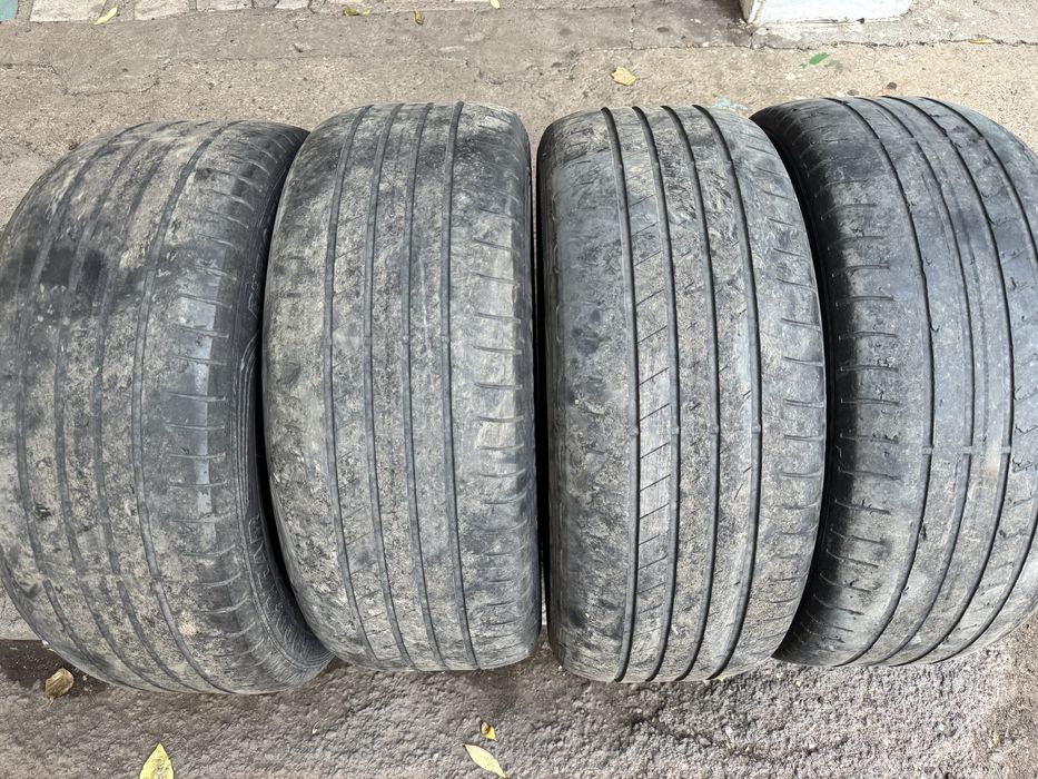 Комплект летних шин Goodyear