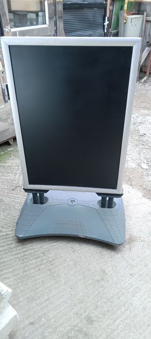 Panou stradal reclamă