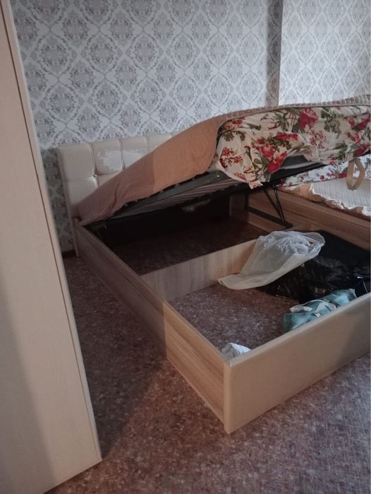 Продам кровать двухспалка