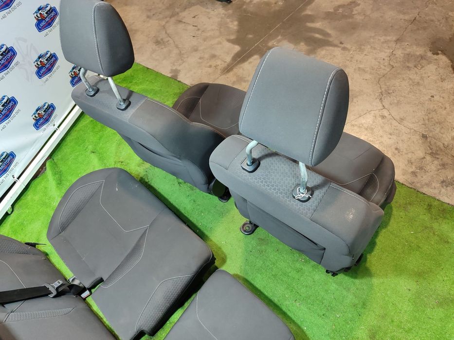 INTERIOR TEXTIL / SCAUNE + BANCHETE FORD FOCUS MK3 2015 1.0 BENZINA / HATCHBACK 2014-2019 COD OEM 1866468 / 2331530 / 2445897 / 1935088 / 1731092 / 1761867 / 1758567 / 1731091