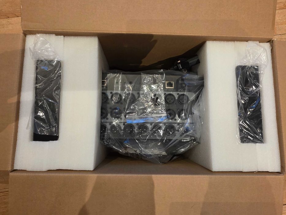 Дигитален пулт (миксер) Mackie DL16S