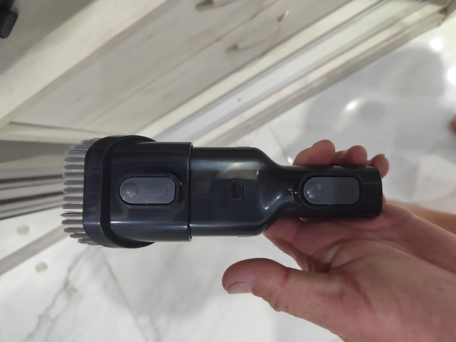 Безкабелна прахосмукачка Philips с гаранция две години