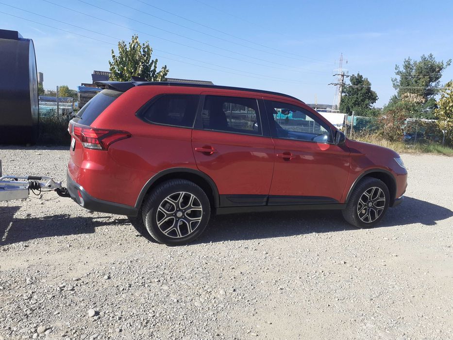 MITSUBISHI Outlander 2015 — imagine 2