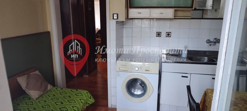 Дава се под наем Двустаен апартамент в София, Иван Вазов - 77 кв.м за 598.23 € - Снимка #3