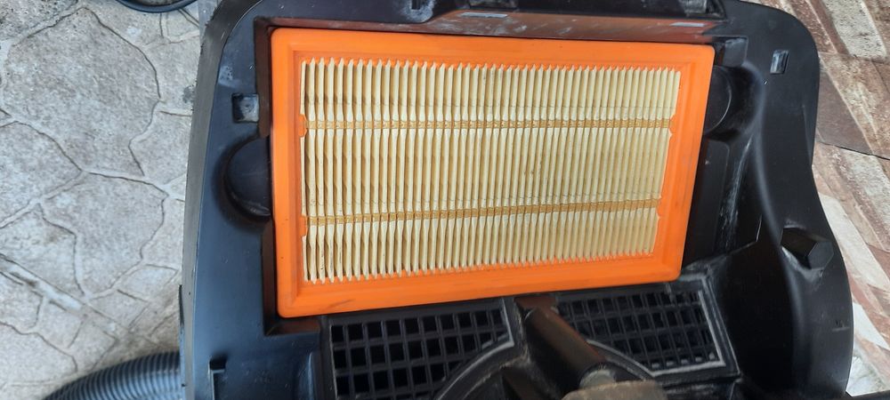 Прахосмукачка WURTH 35L Automatic със Тупалка Контакт Сухо Мокро Строителство