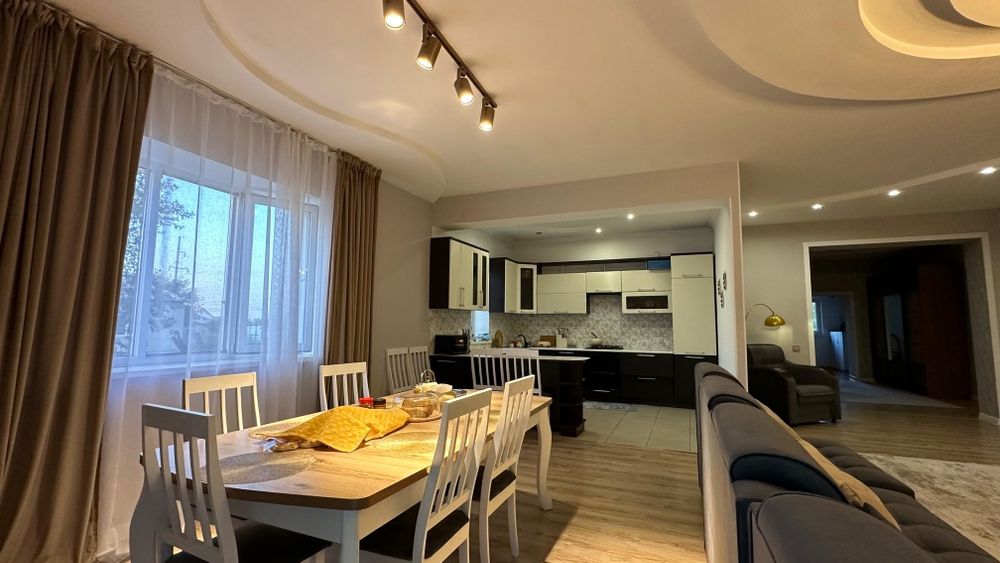 Продается 5 комнатный Дом