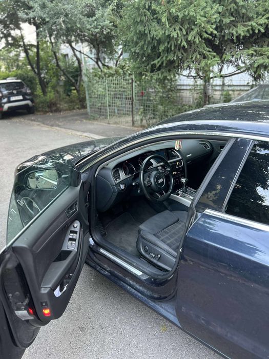 Vand audi A 5 , 2013 , 3.0 litri .