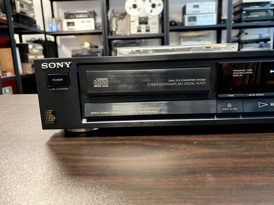 Компакт диск плеър Sony/2