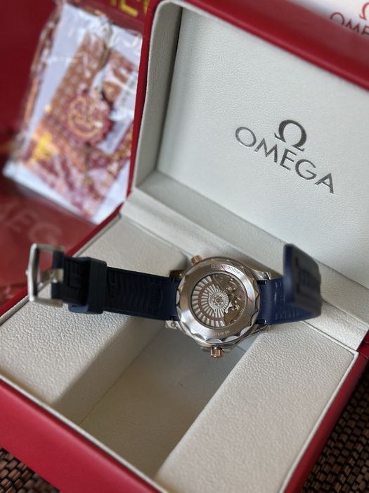 Omega Seamaster Diver 300M Rose Gold And Blue 42 mm