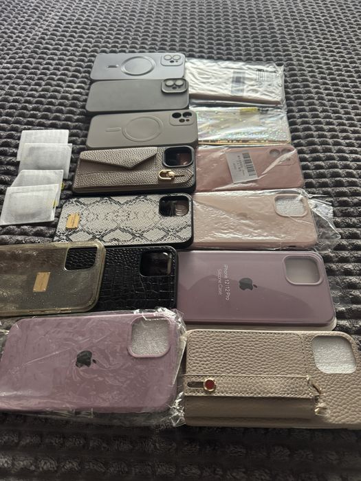Кейсове за Apple Iphone 12