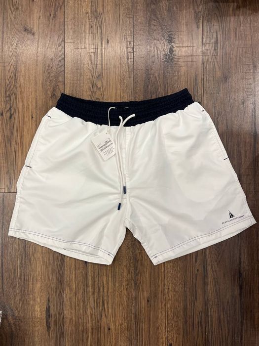 Мъжки бански различни модели