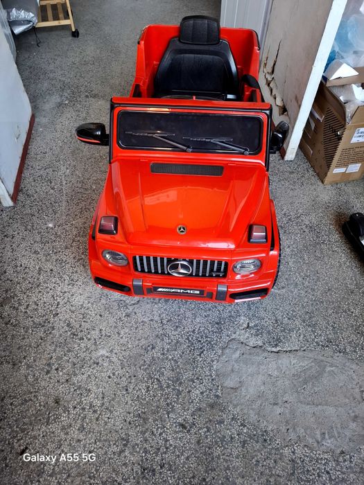 Акумулаторeн детски джип Mercedes G63