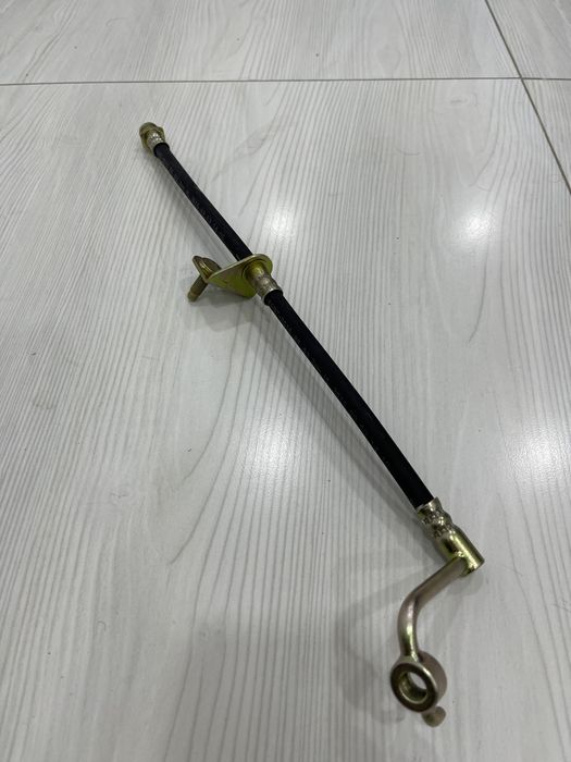 Шланг тормозная передняя Isuzu D-max