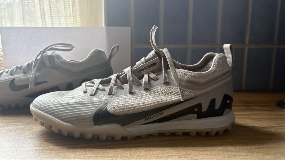 Сороконожки Nike Air