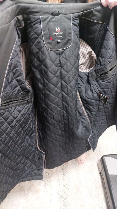 Отдам даром мужской плащ