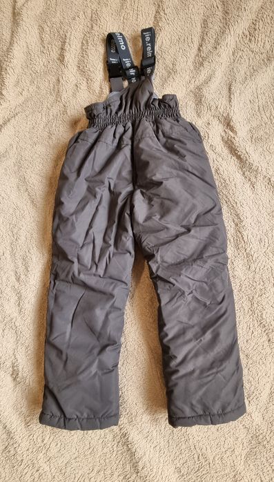 Продам раздельный комбинезон для девочки.