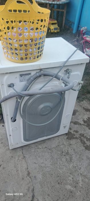 Продам стиральную машину