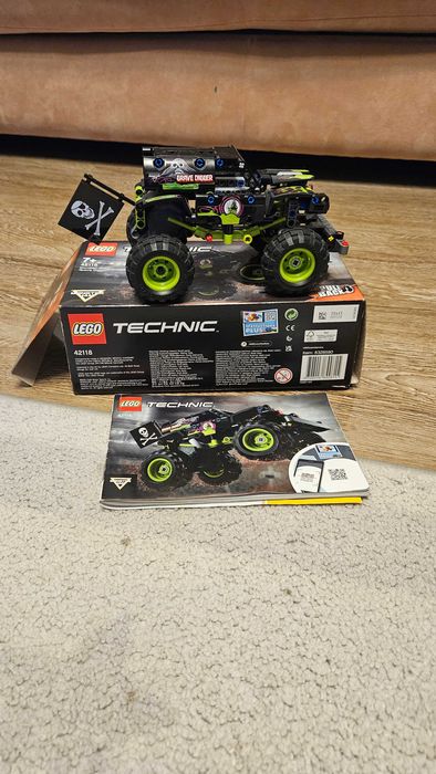 LEGO - Monster Jam - Grave Digger  cod 42118