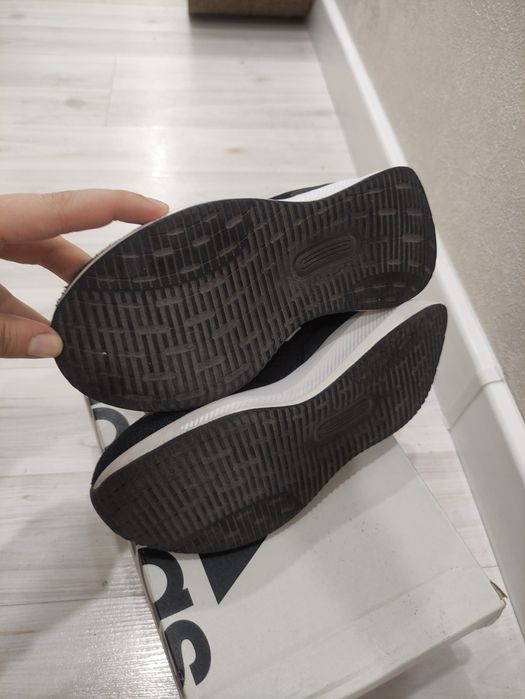 Кроссовки Adidas