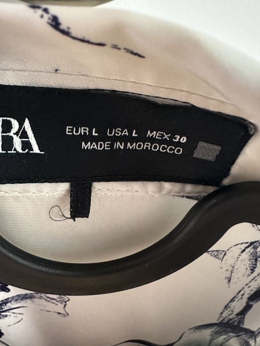 Дамски ризи ZARA , различни цветове