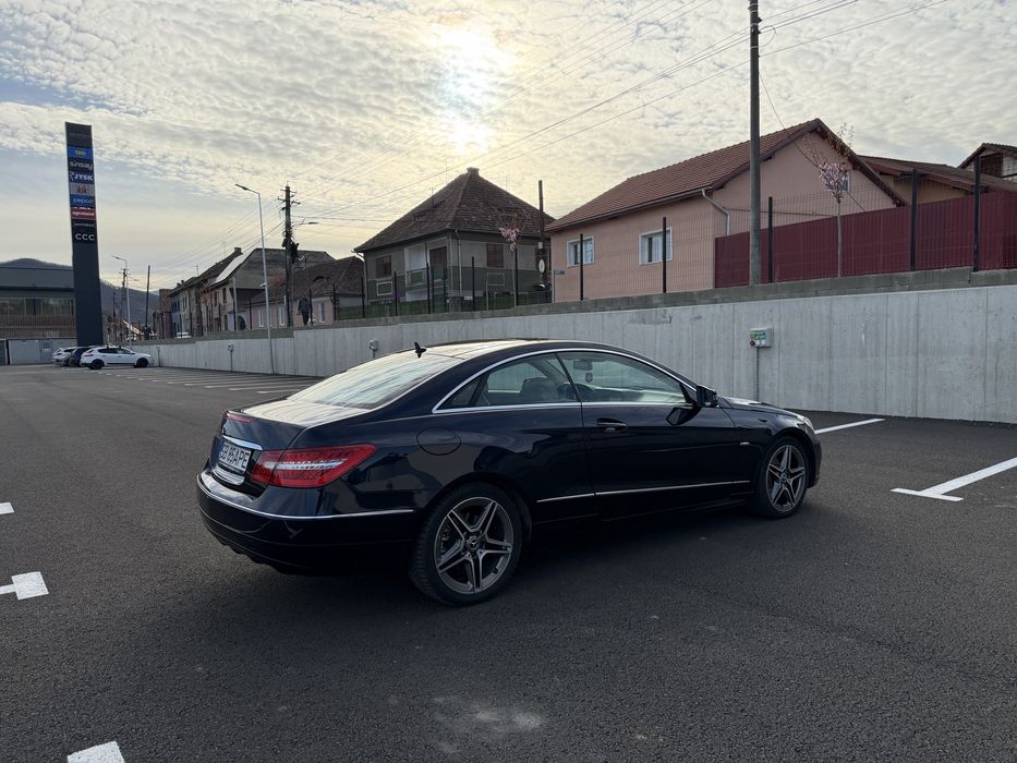 Mercedes-Benz E-Class Coupe