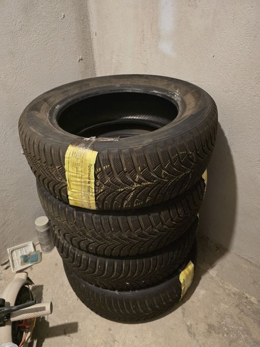 Зимни гуми  195/60/15 Hankook