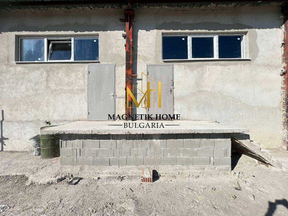 Отлична складова база след основен ремонт с голямо лице в с. Просеник