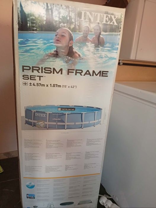 Piscina exterioara