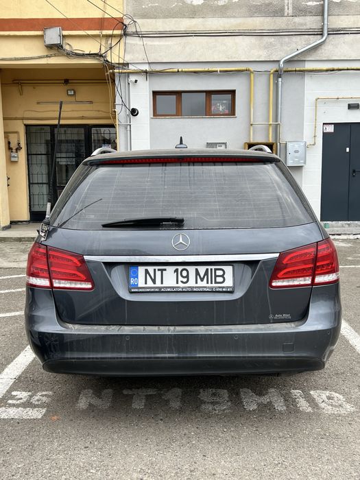 Vând Mercedes E-Class W212 facelift, 2014, 2.2 CDI, cutie automată.