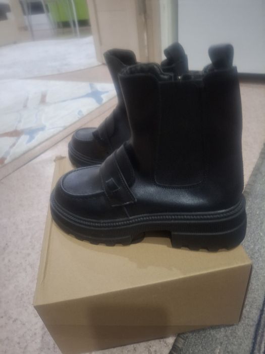 Продам сапоги челси