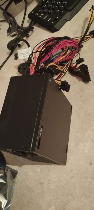 Срочно продам блок питания