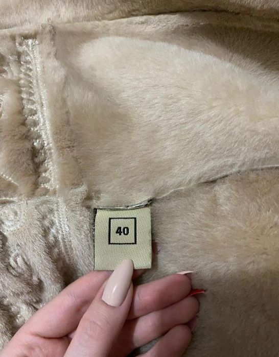 Продам дубленку новую