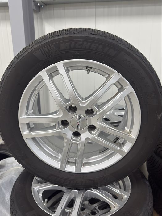 Jante cu anvelope 205 55 16 Dot 2022 5x105 OPEL