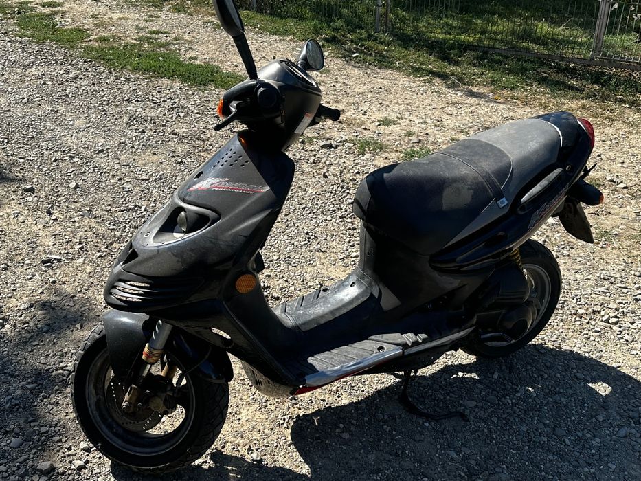 Suzuki katana 50 cm /2 T ( Citiți anunțul )