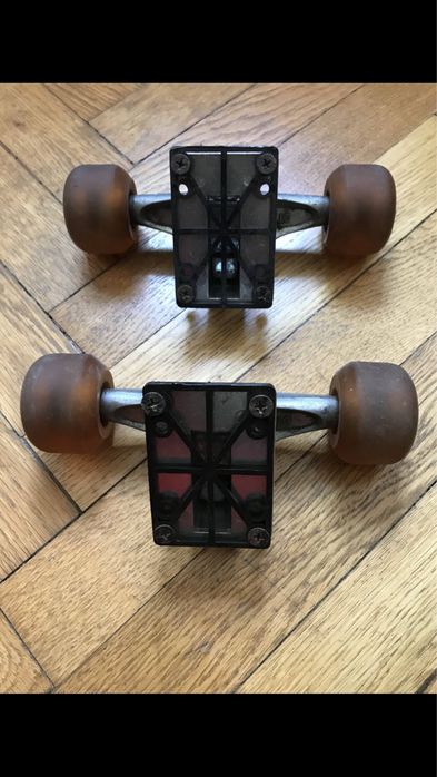 Skateboard / roți skateboard