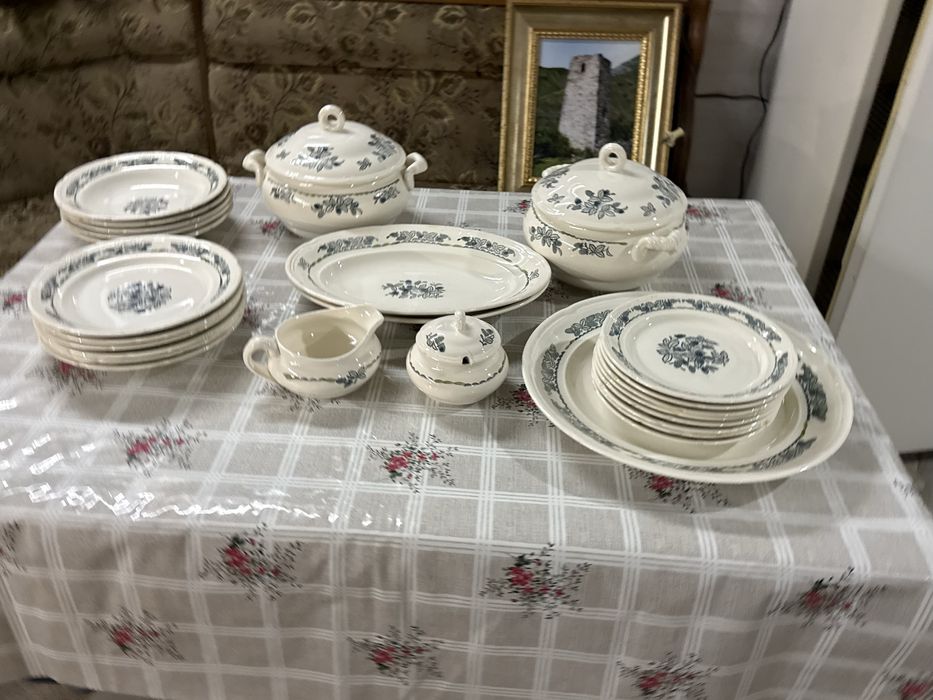 Набор чехия  срочно как новые