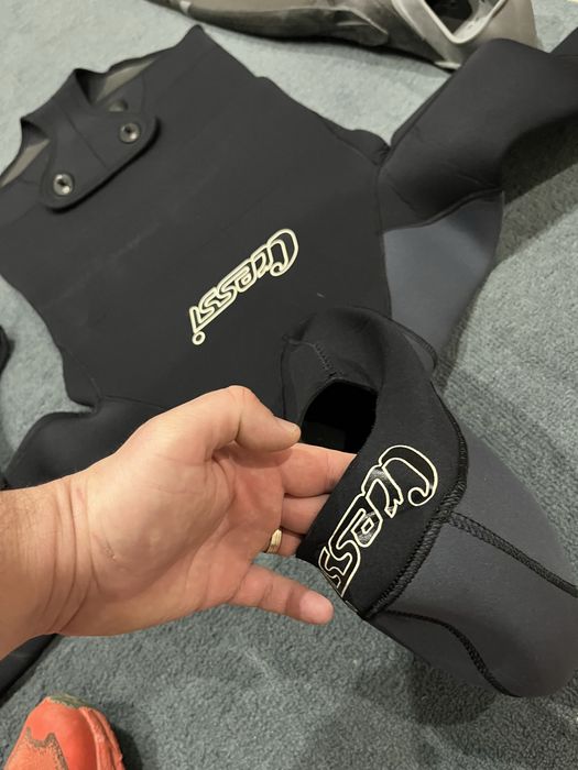 Costum neopren Cressi 5mm + Labe Carbon Gara Modular 85cm